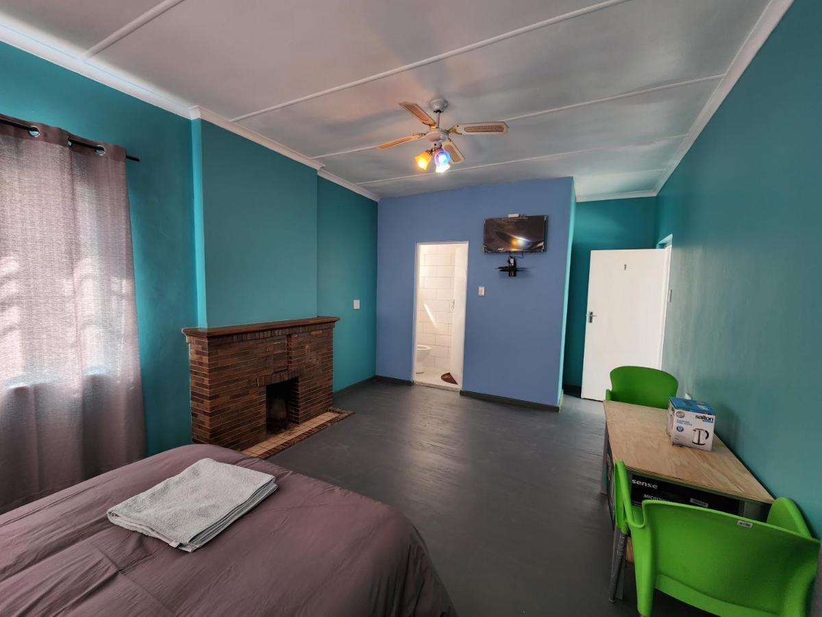 Hasate ,4 St Street Oakdale Belliville South Africa Cape Town