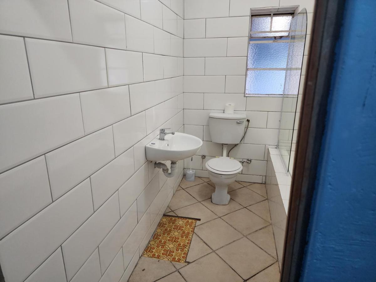 Hasate ,4 St Street Oakdale Belliville South Africa Guest house *